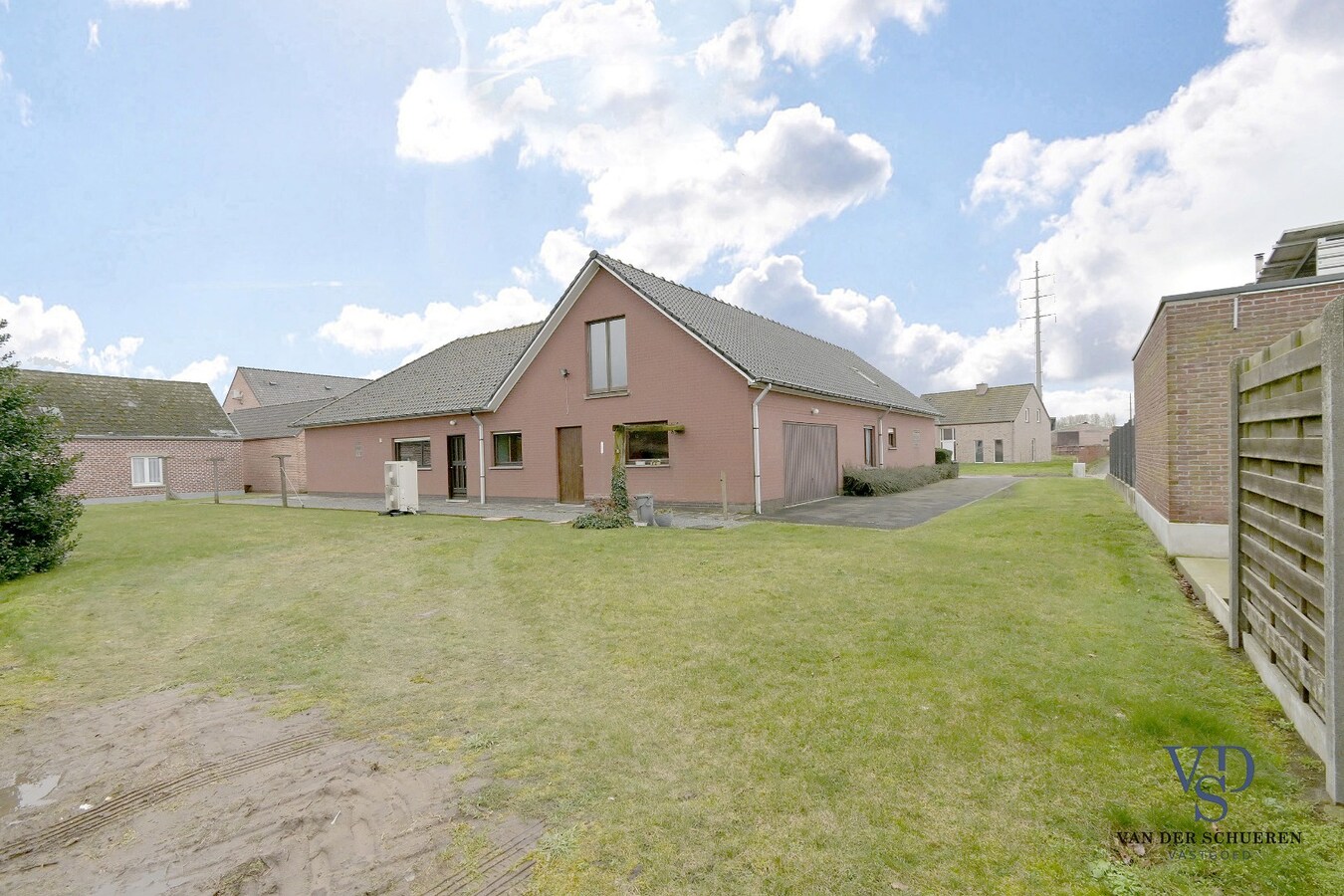 Eigendom bestaande uit twee woonunits 