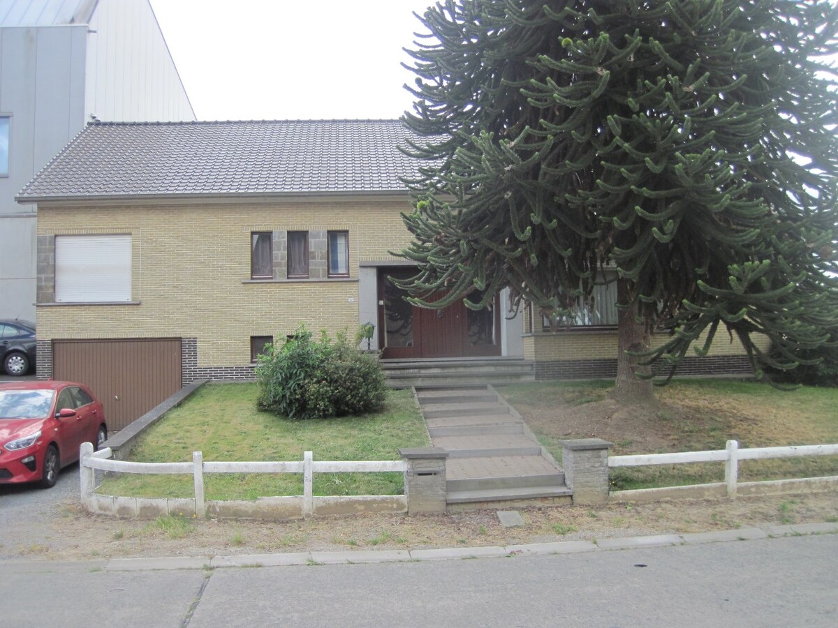 Goed gelegen woning met tuin. 