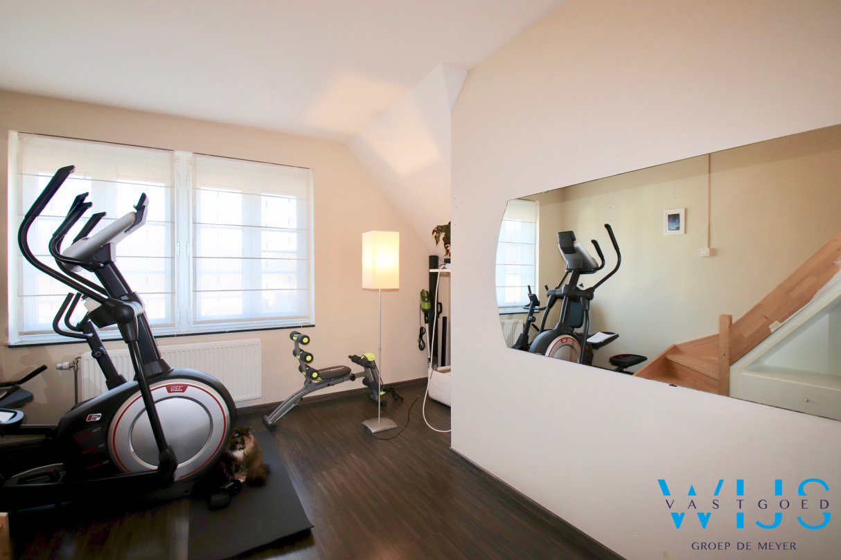 Instapklare woning met 4 slaapkamers ! 