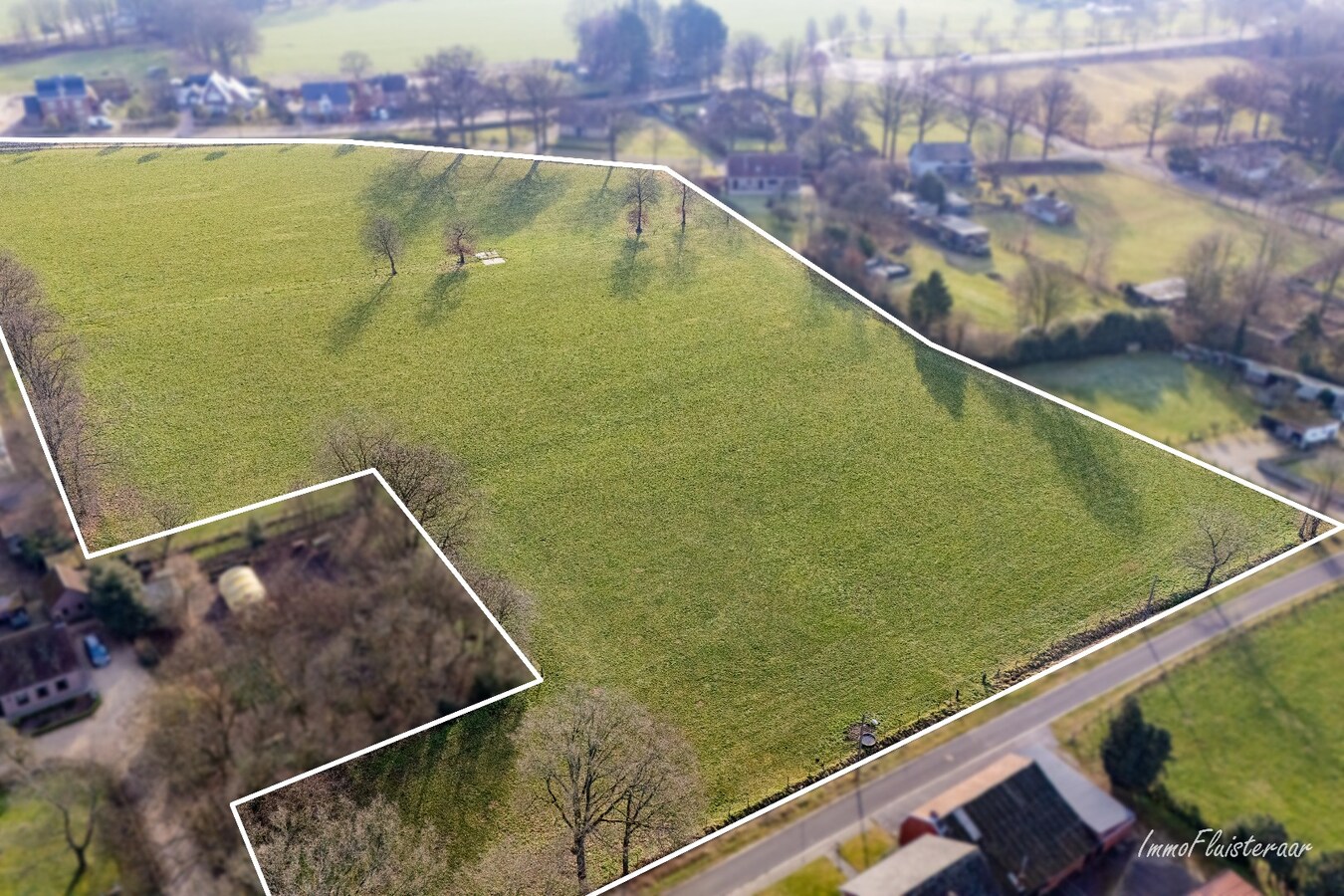 Te renoveren hoeve met stallingen en weides op ca. 7 ha in Hechtel-Eksel 
