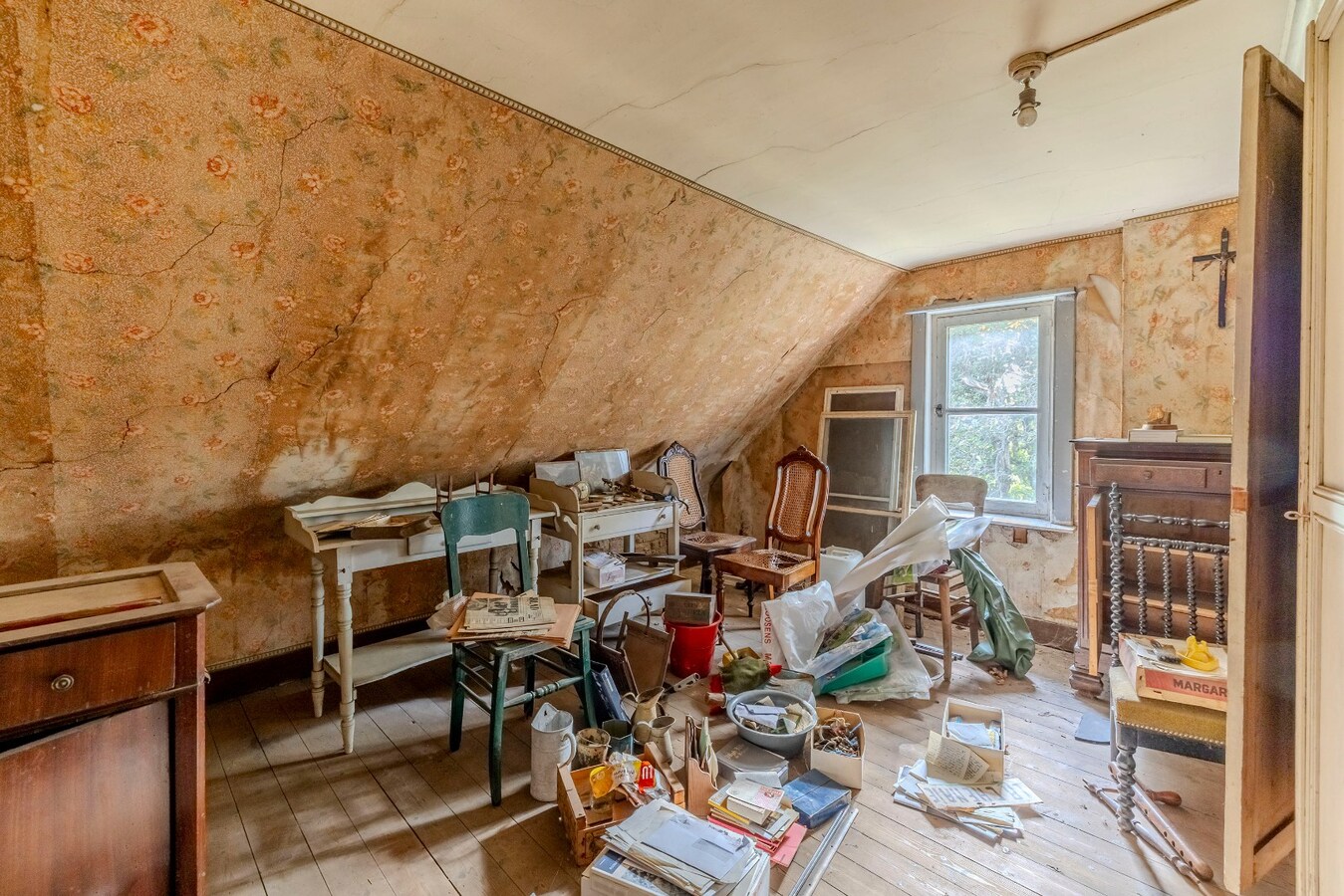 Charmant landhuis in een parkdomein van 7065m² 