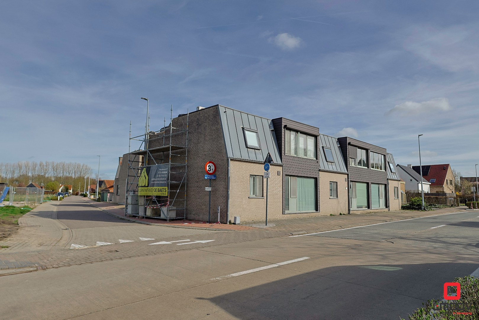 Charmant tweeslaapkamer appartement met terras in rustig woonerf – interessante investering 