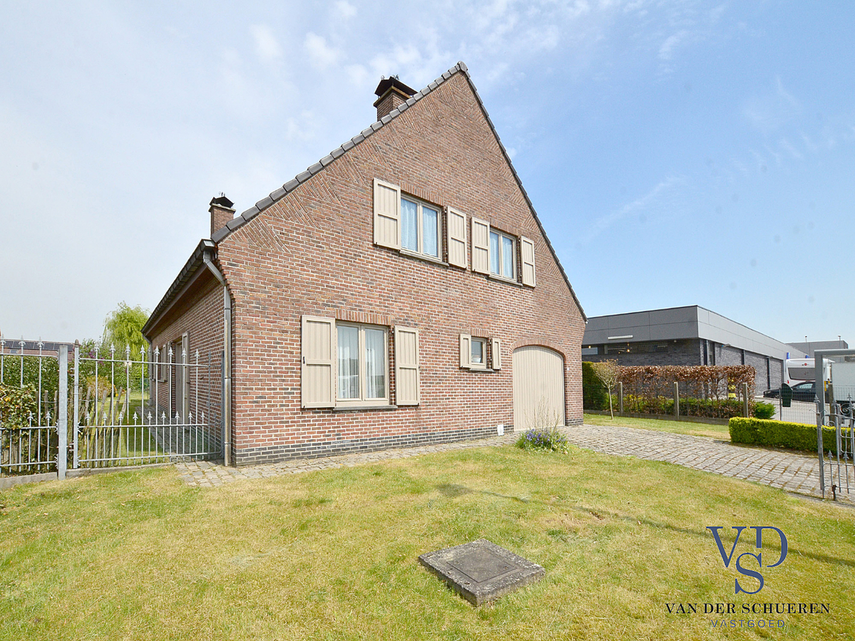 Ruime, statige villa te Gavere 