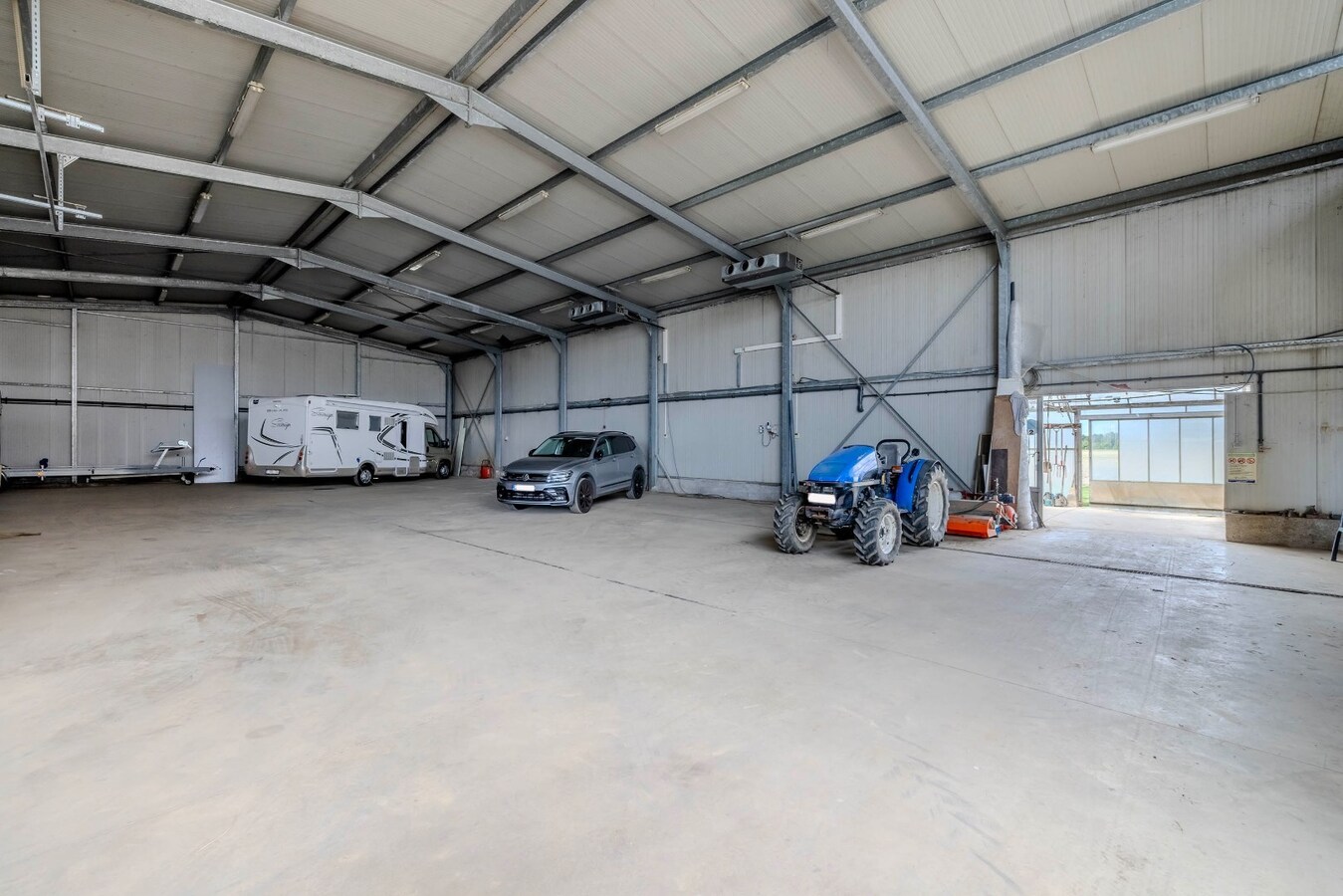 Ruime, landelijk gelegen woning op 65 are 