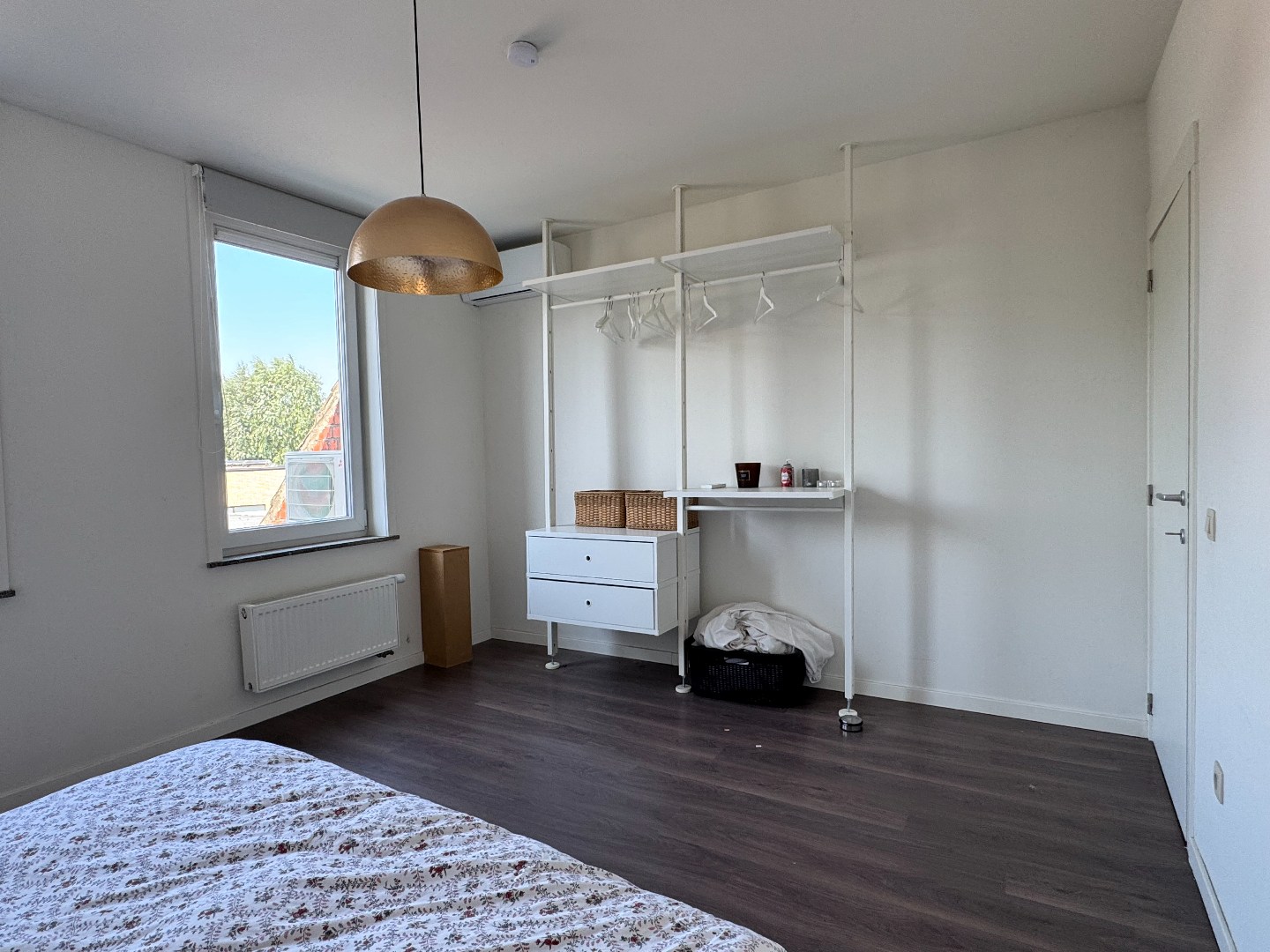Bemeubeld woning met tuin en 2 slaapkamers 