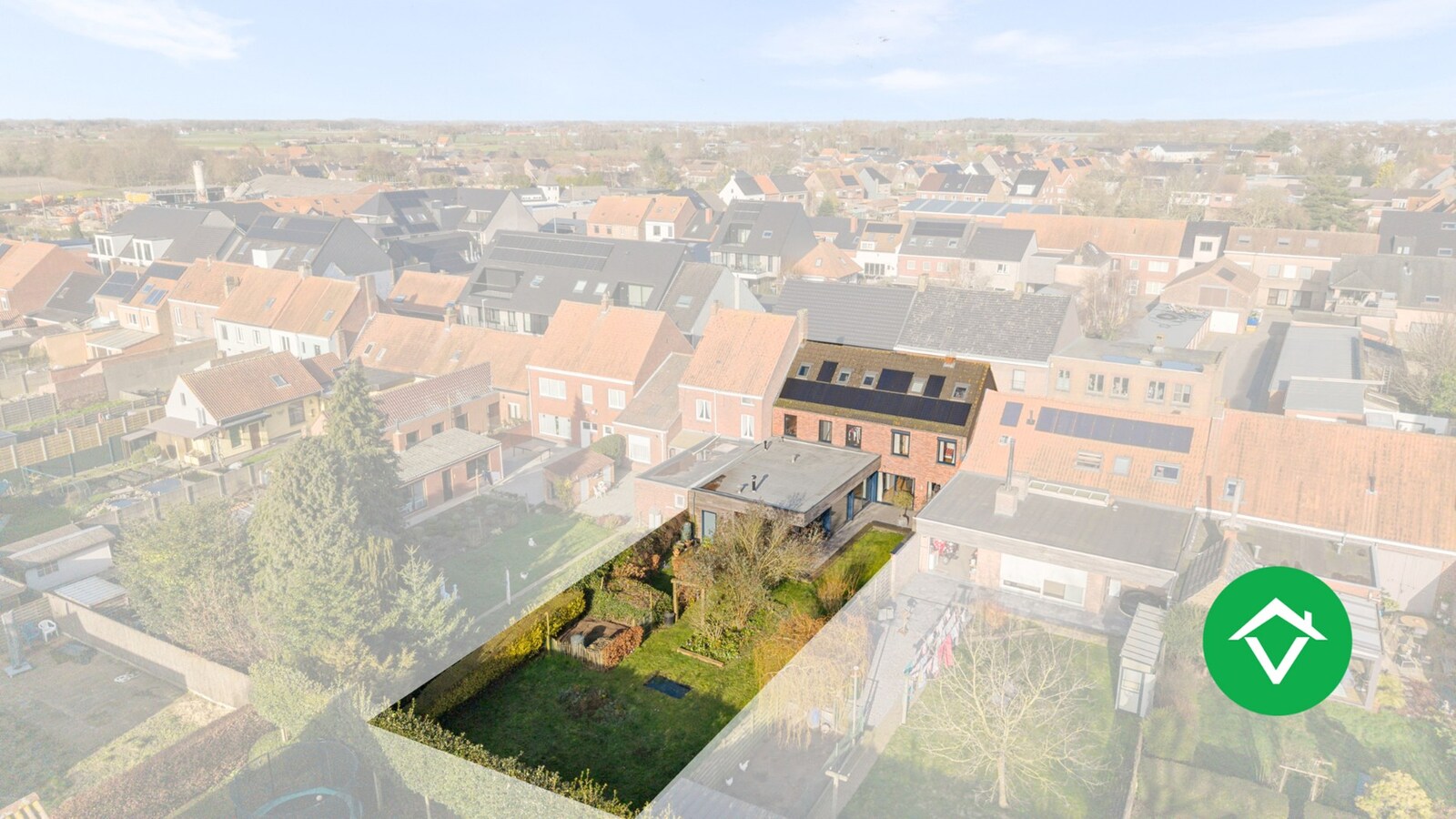 Instapklare woning met 4 slaapkamers en garage te Koekelare 