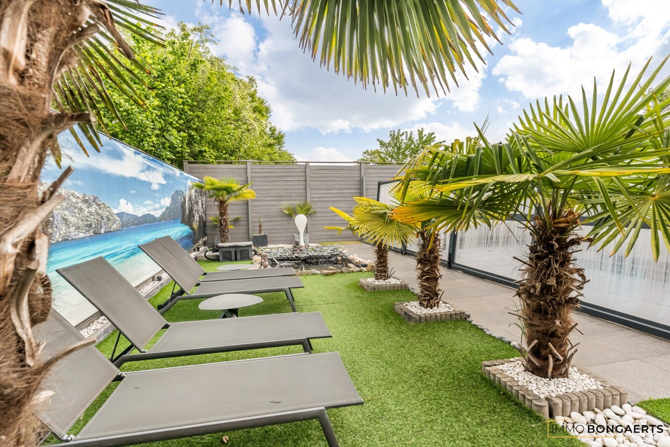 Exclusieve woning met volledig uitgeruste wellnesspraktijk nabij Hasselt 