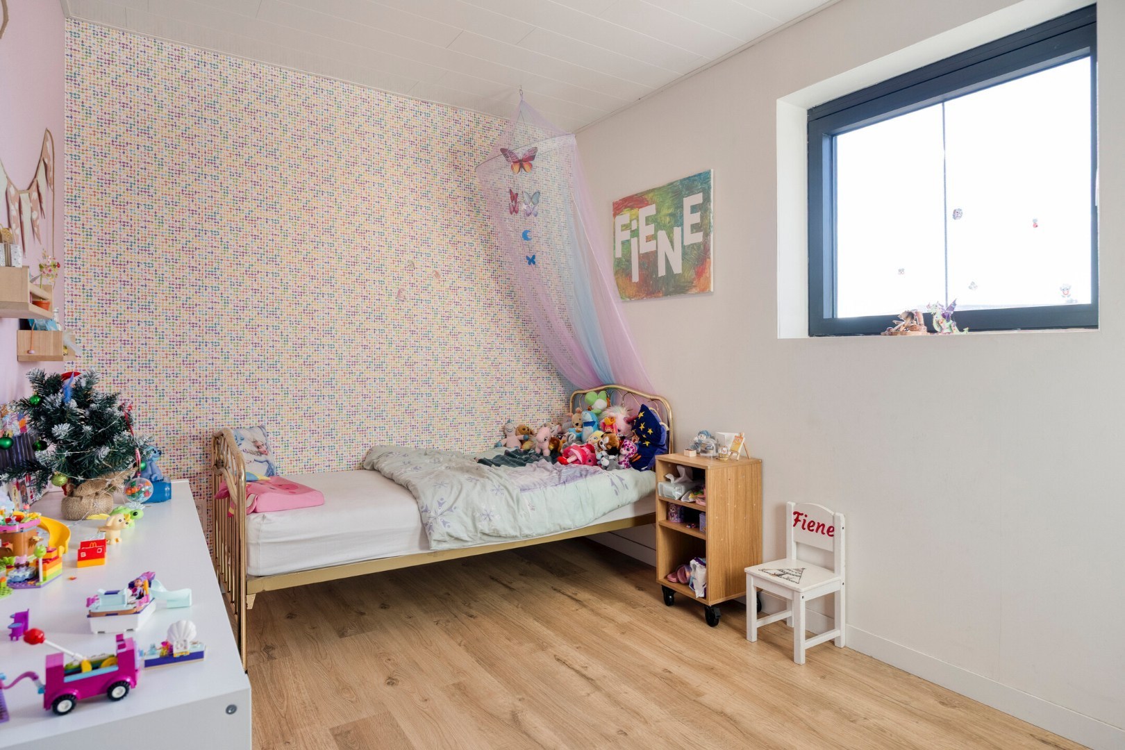 Rustig gelegen, energiezuinige gezinswoning met 4 slpk. nabij Lommel-centrum 