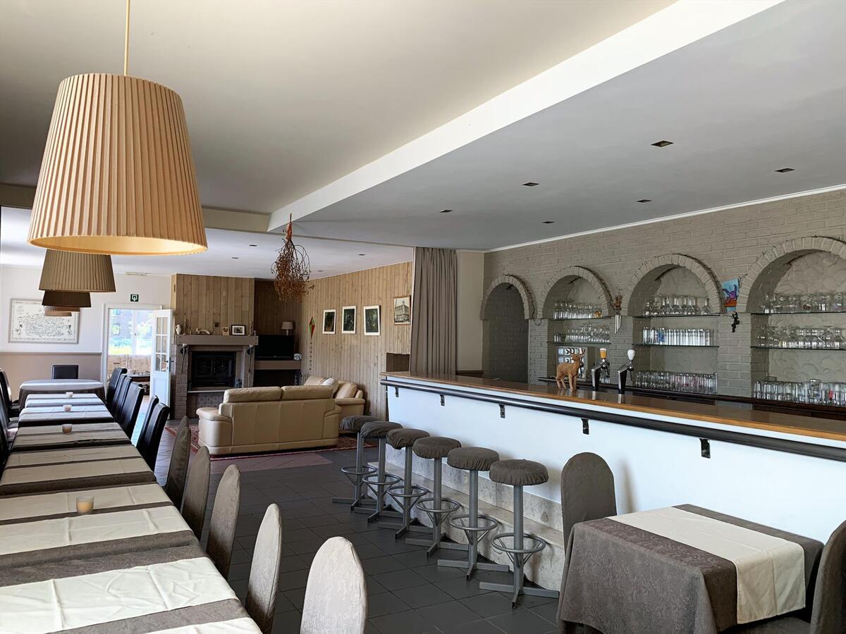 Hotel met 18 slaapkamers op een toplocatie 