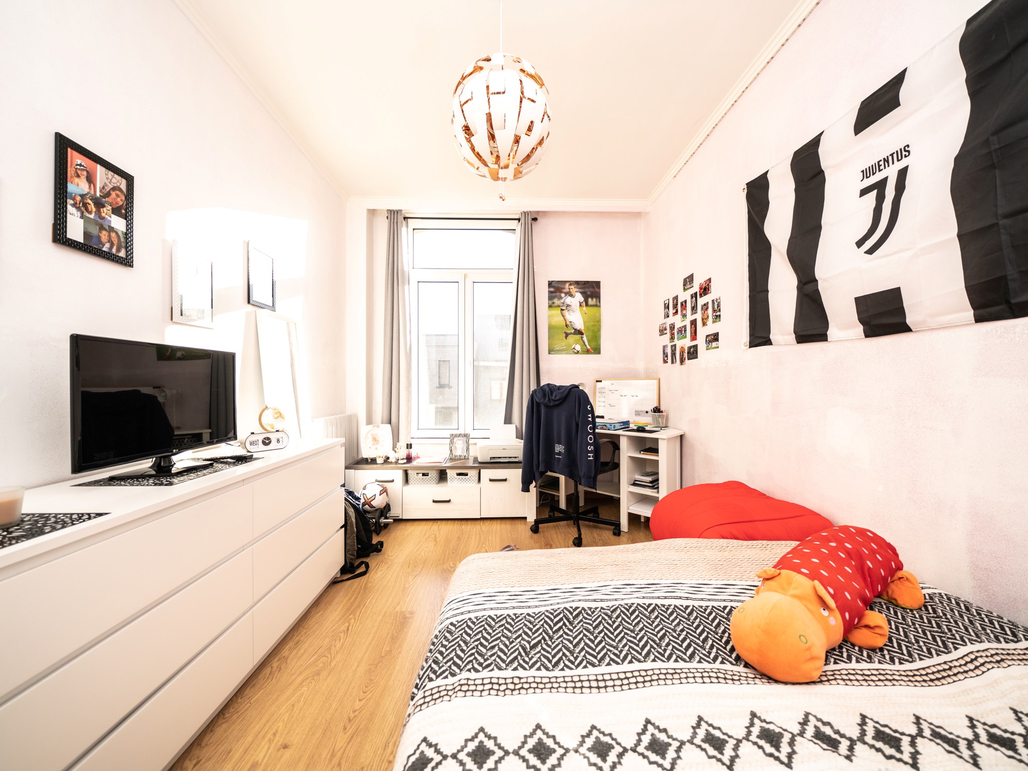 Instapklare woning met 4 ruime kamers en tuin 