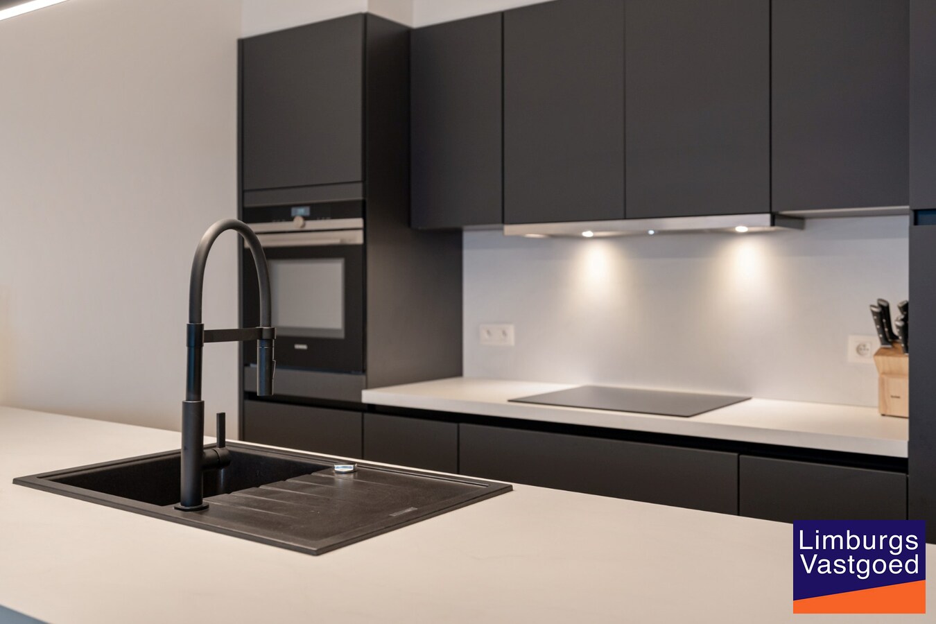 Energiezuinig 2 slpk app, 97m² + terras, parking en berging 