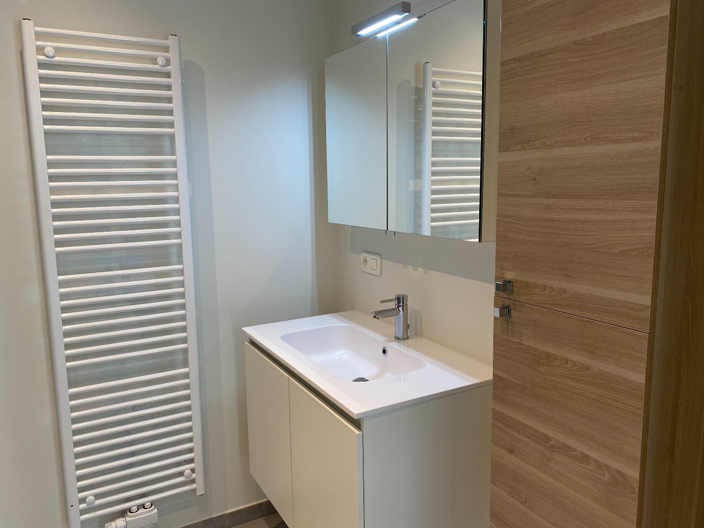 Compact luxe appartement op de derde verdieping met uniek verzicht 