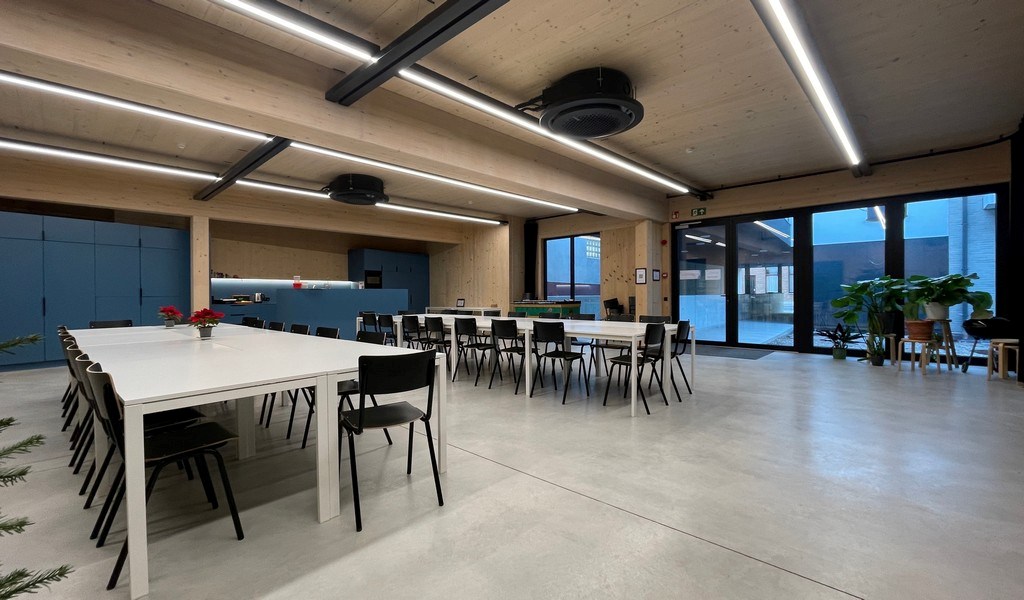 Moderne kantoorruimtes te huur vlakbij station van Berchem