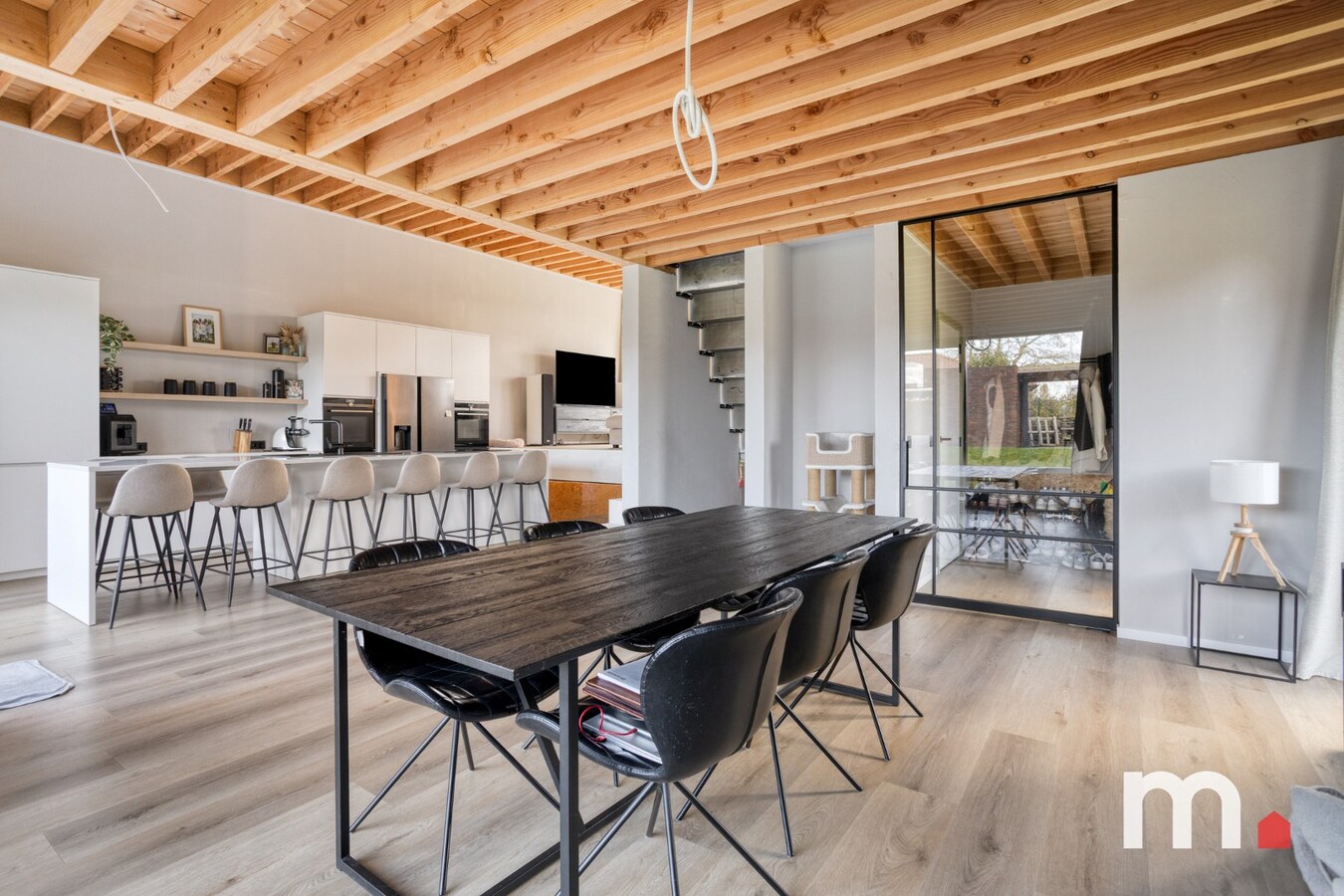 Unieke Villa te Lendelede met 5 slaapkamers met hoogwaardige afwerking ! 