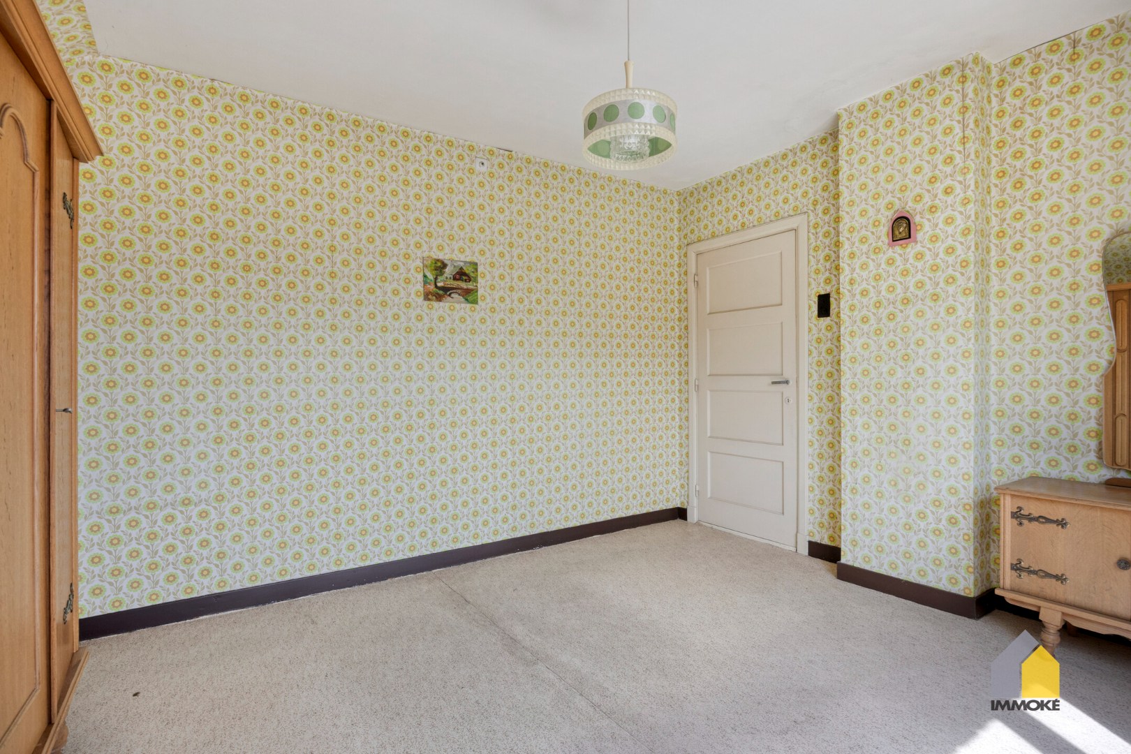 Te renoveren woning met 3 slpks op een perceel van 6 a 44 ca. 