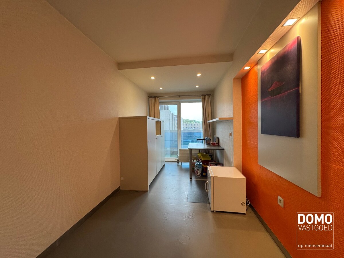 2-slaapkamerappartement met terras, airco en ondergrondse parking in centrum Hasselt. 