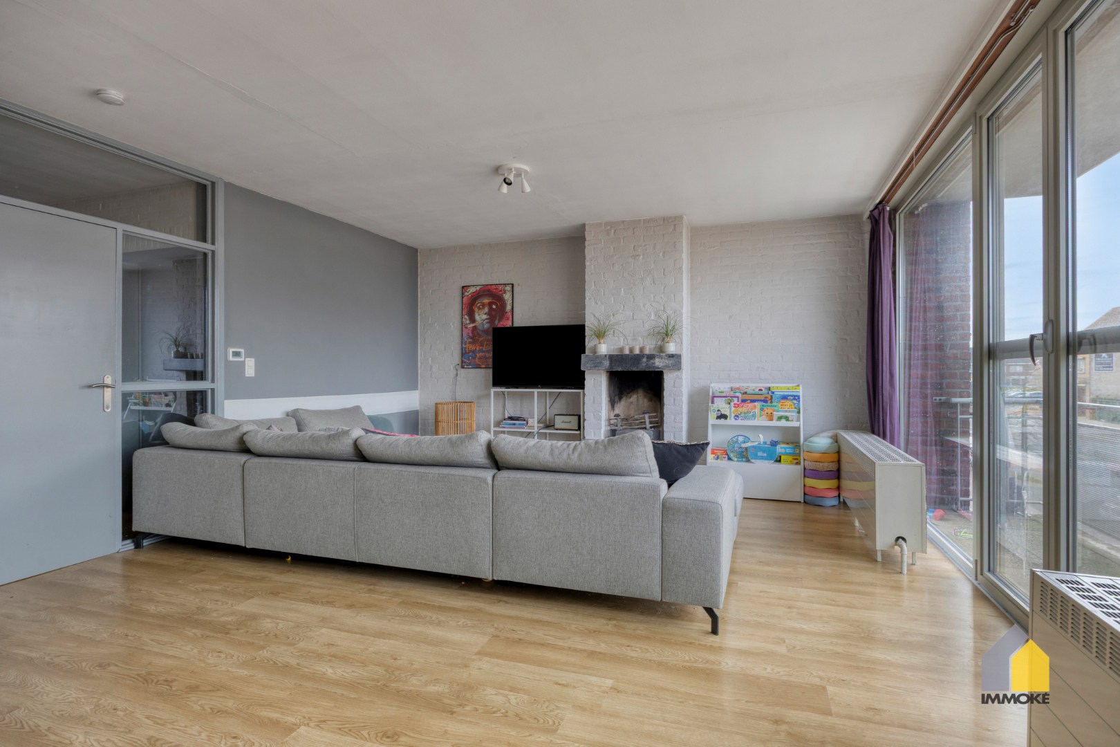Appartement (161 m²) met ruime woonkamer en 3 slaapkamers. 