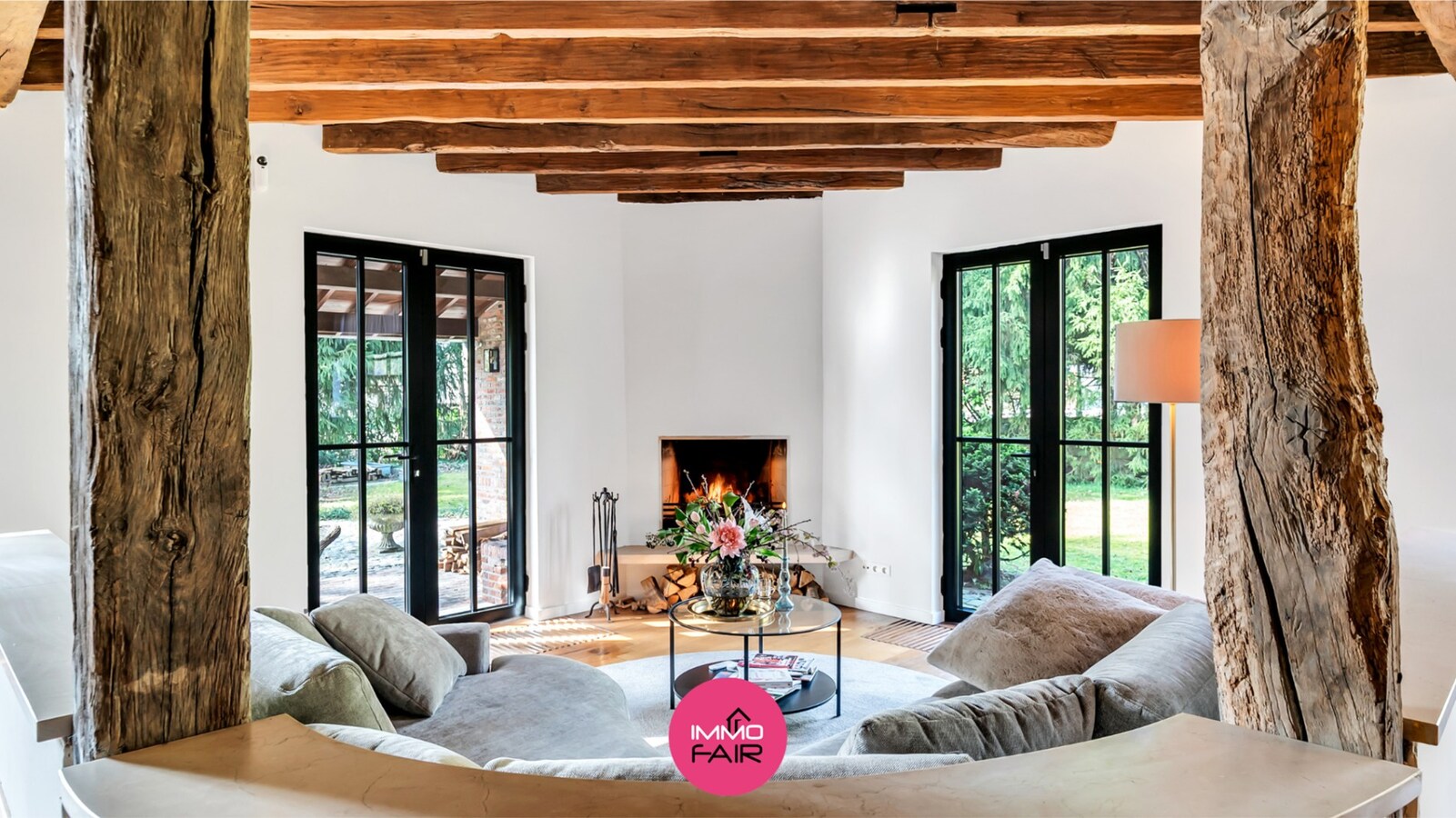 Exclusieve, karaktervolle villa met authentieke elementen in rustige, bosrijke omgeving 