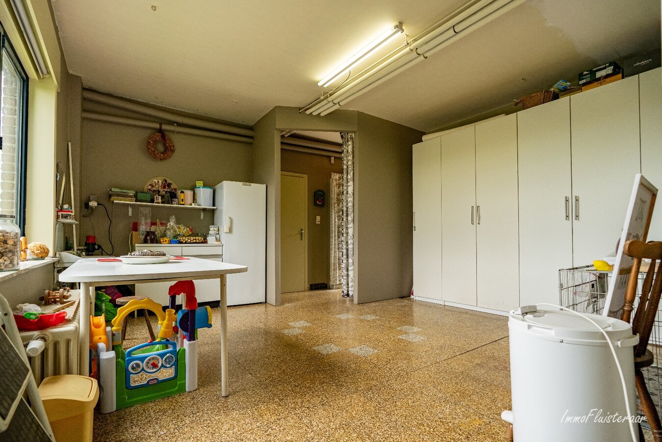 Landelijk gelegen bedrijfswoning met diverse bijgebouwen op ca. 3,5 ha te Bekkevoort (Vlaams-Brabant) 