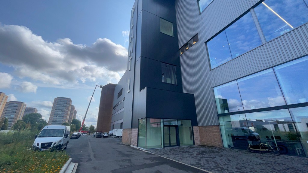 Nieuwbouw kantoren te huur aan haven van Antwerpen