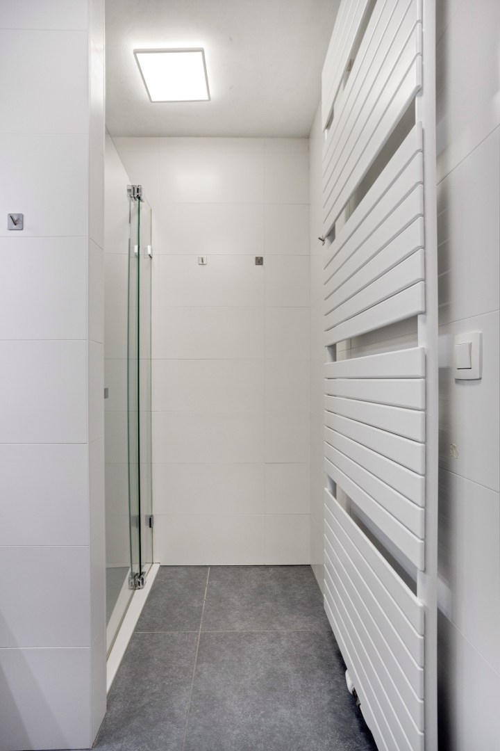 Energiezuinig en instapklaar gelijkvloers appartement met 2 slpk. en ruime tuin in het centrum van Geel 