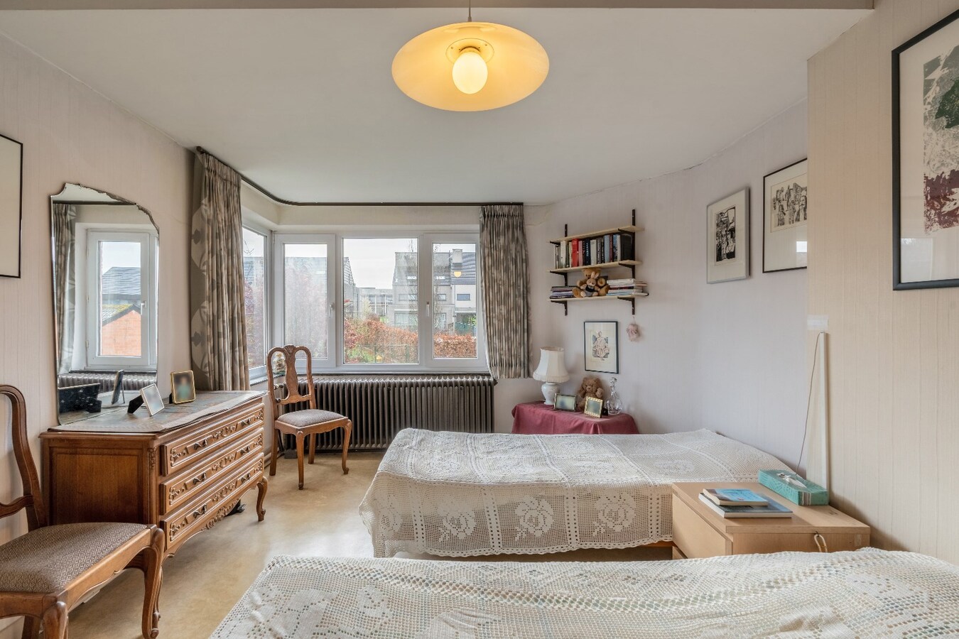 Ruime woning met tuin, garage en 3 slaapkamers. 