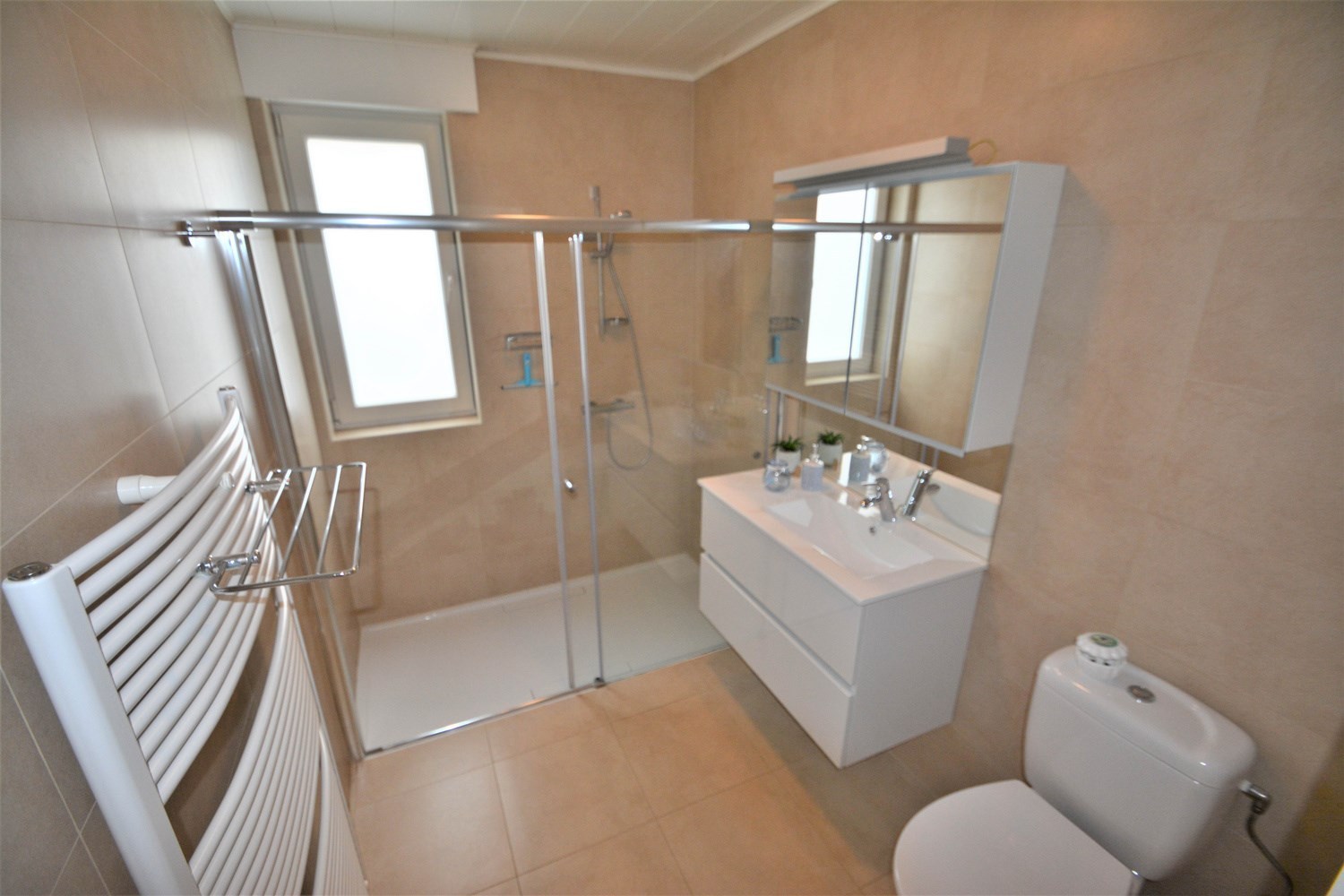 Centraal gelegen woning in het hartje van oud-Knokke nabij het commerciële centrum te Knokke-Heist 