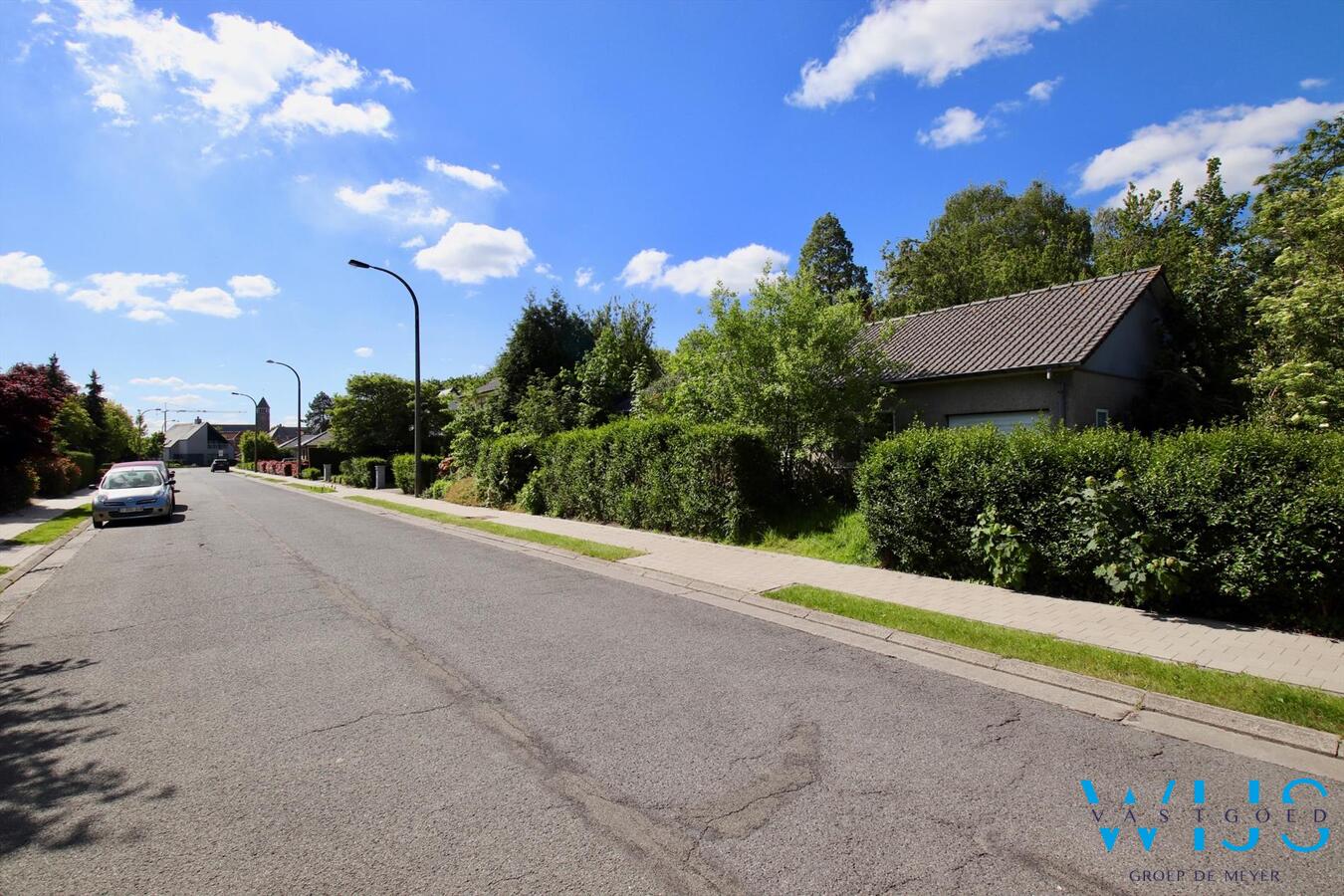 Woning op een grond van 1458 vierkante meter ! Buitenkans ! 