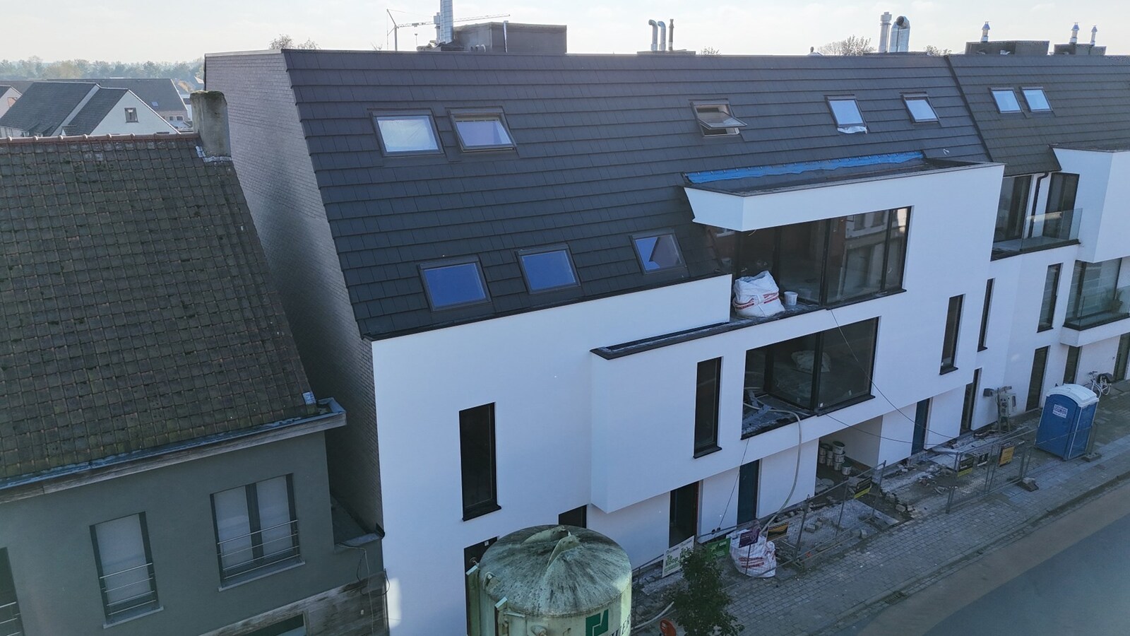 Uniek nieuwbouw appartement met 2 slaapkamers en veel zonlicht te Eernegem 
