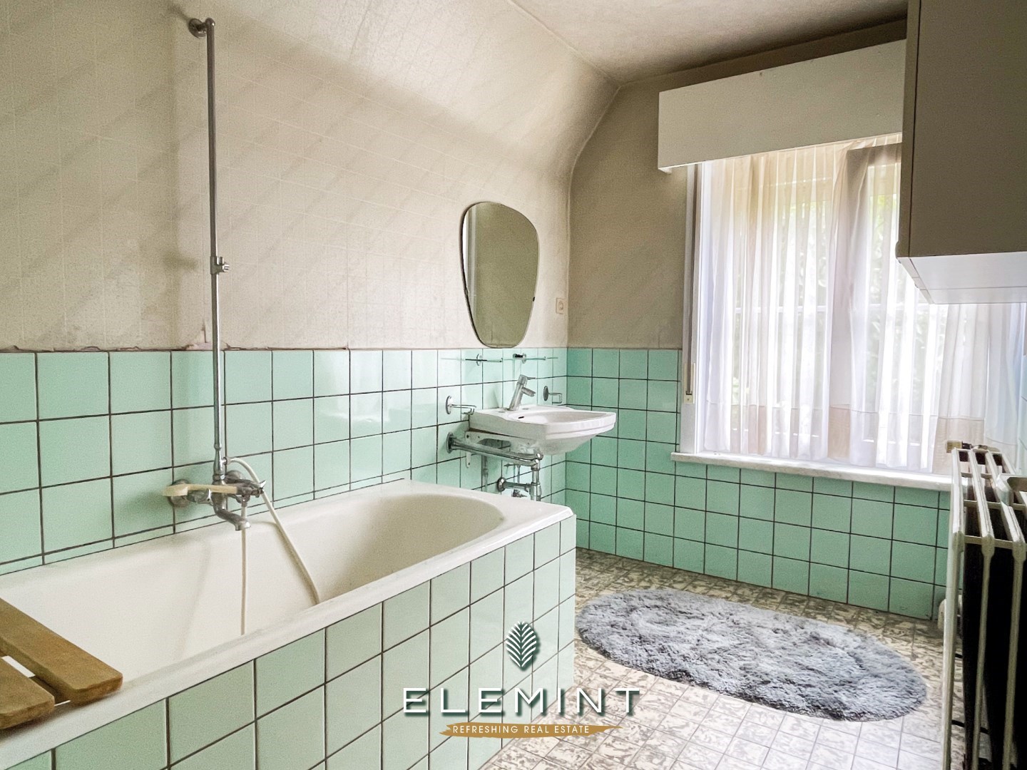 Rustig gelegen statige ruime villa in Nazareth 