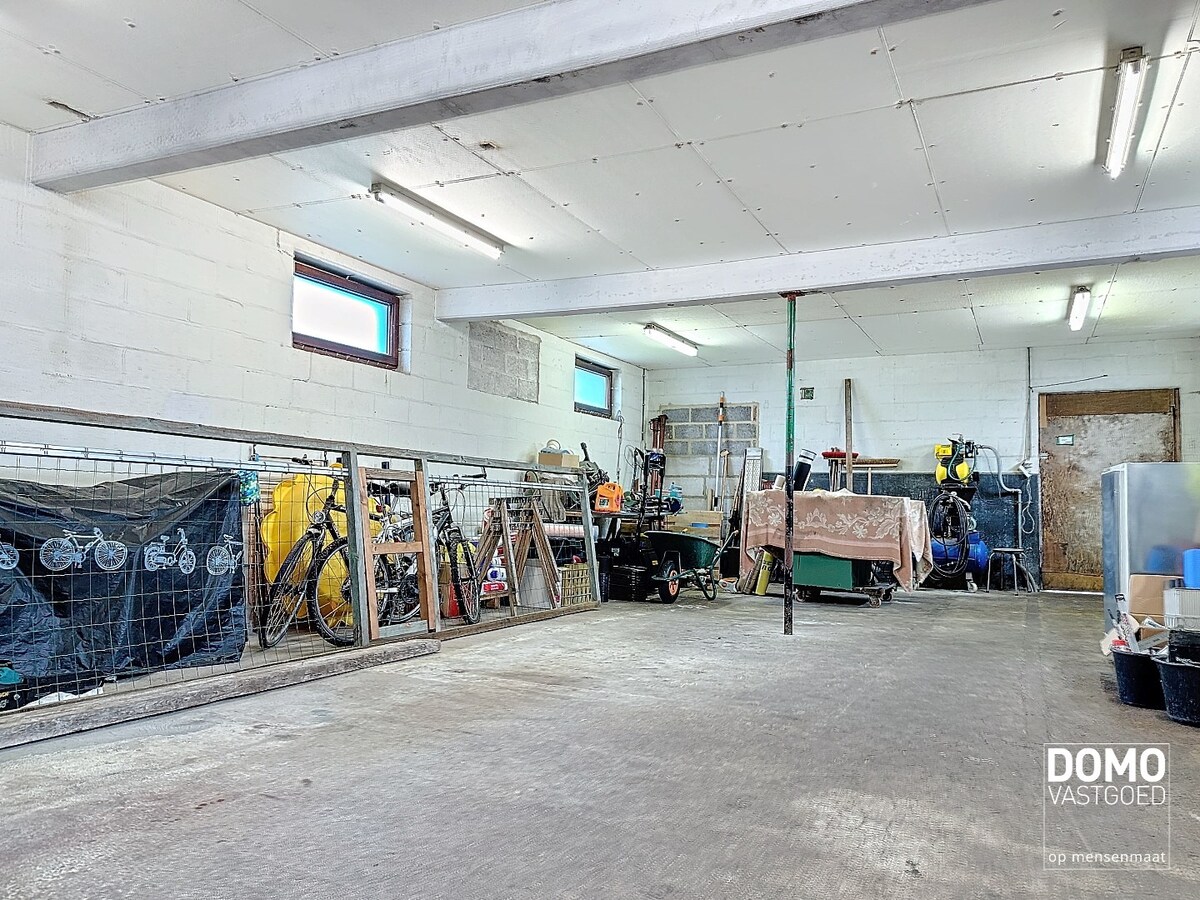 Authentieke open bebouwing met uniek uitzicht en dit in een groene omgeving. 