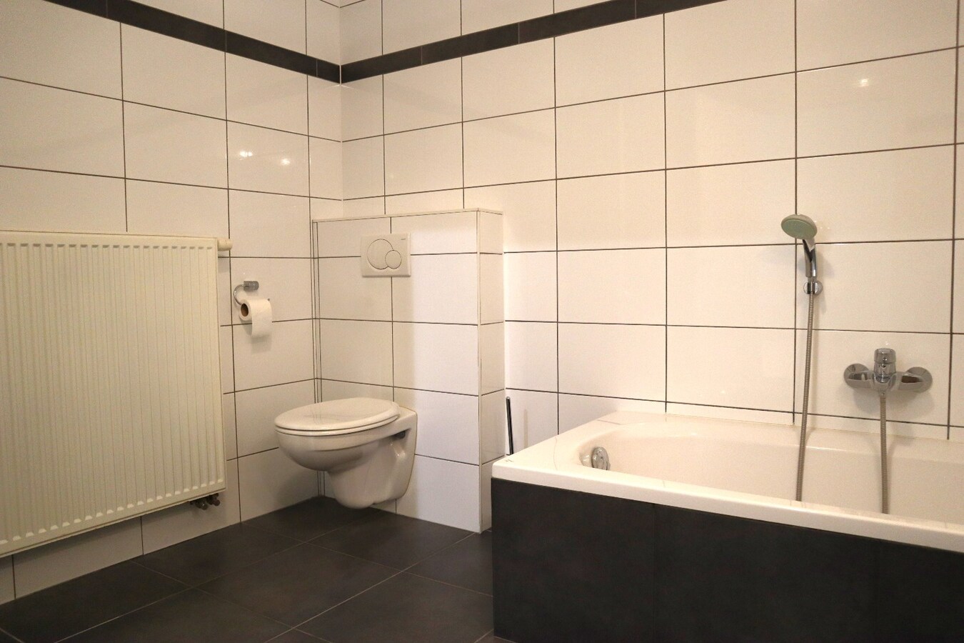 LED-on-IMMO biedt aan : Ruim Duplex Appartement in Bierbeek (Korbeek-Lo) 