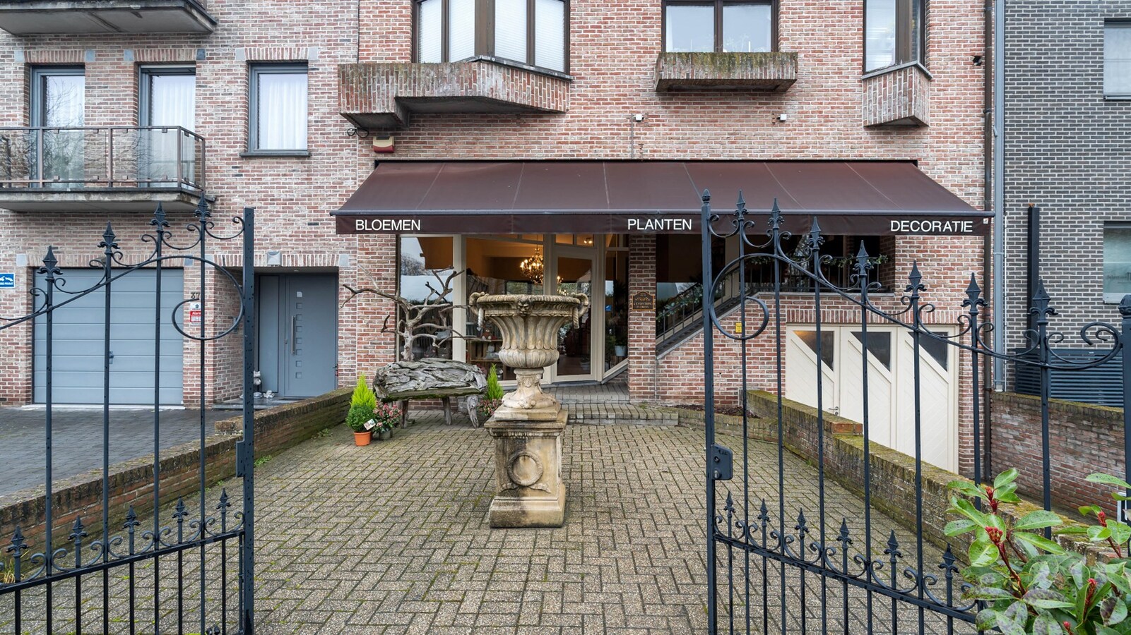 KESSEL-LO Handelspand + garage 