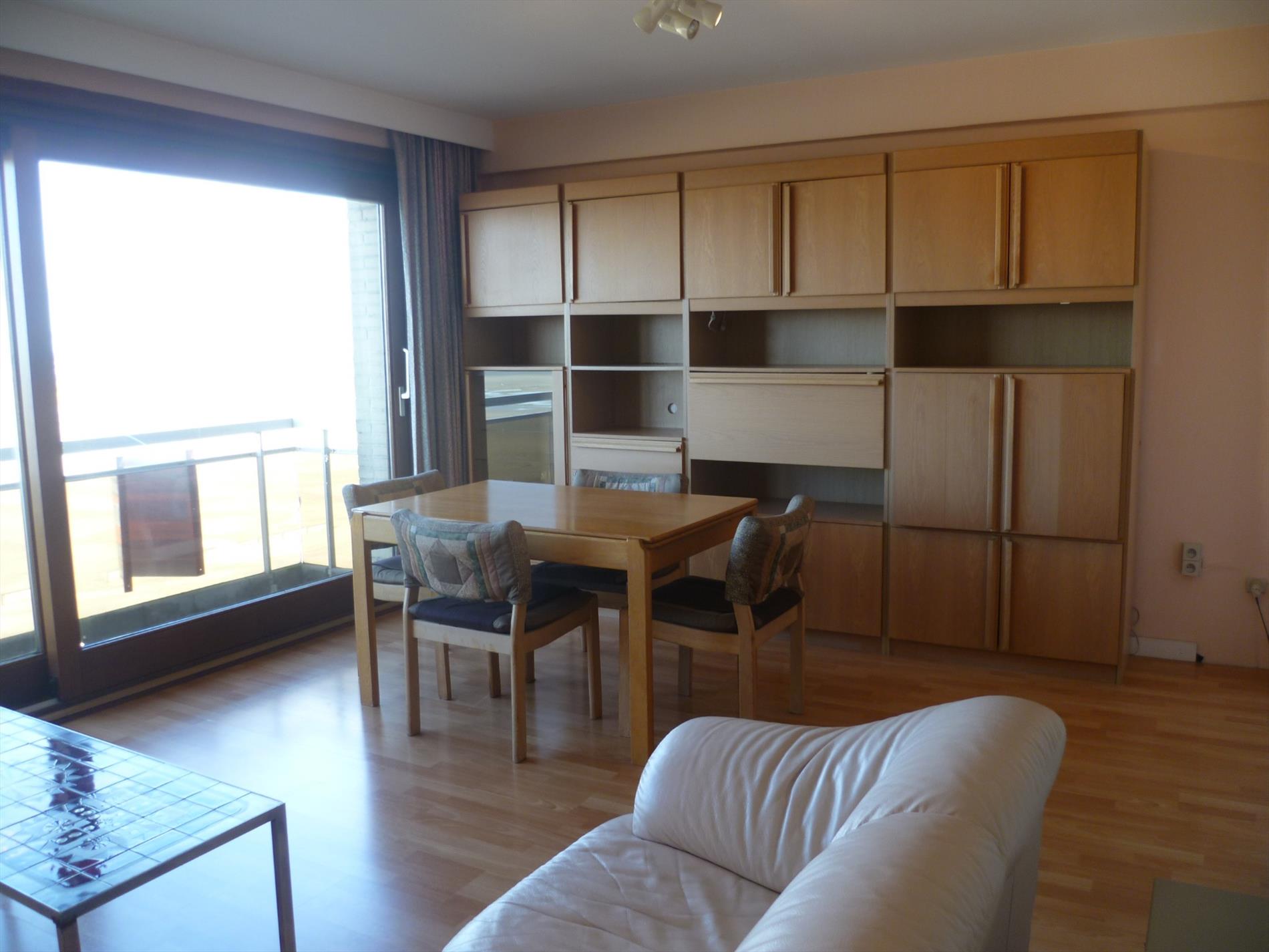 Topper! Mooi onderhouden 2 slaapkamer appartement 