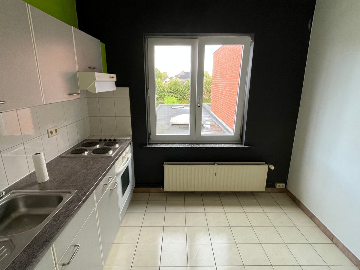 Ruim 2-slpk-appartement mét terras te Gavere-Asper 