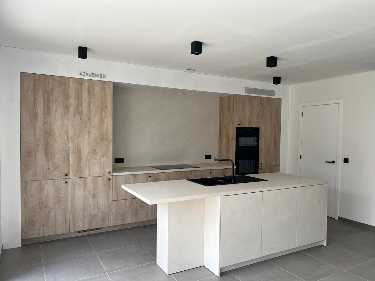 Nieuwbouwwoning in landelijke hoevestijl 