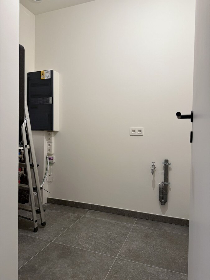 Benedenwoning verhuurd in Ravels