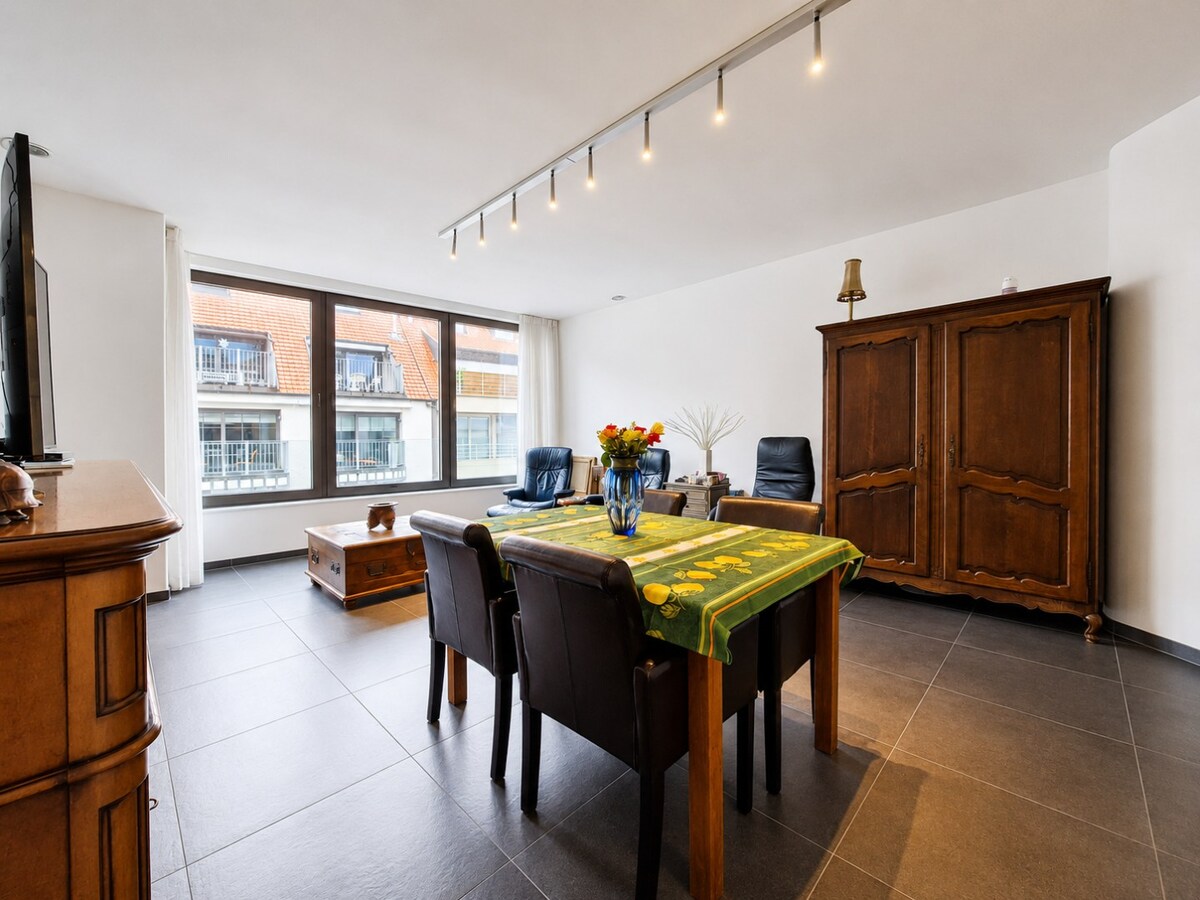 Recent appartement met 2 slaapkamers op topligging in hartje Knokke. 