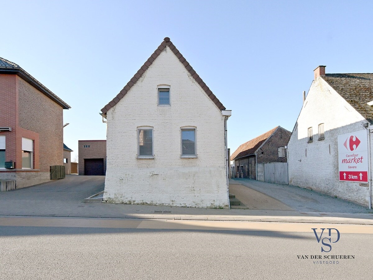 Half Open Bebouwing, met afzonderlijke tuin. 