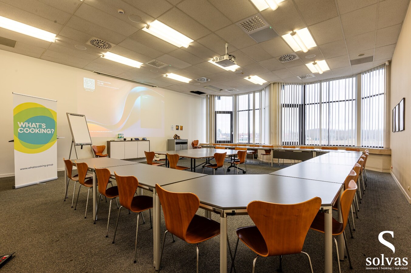 Uniek kantoorgebouw (2131m²) aan de N9! 