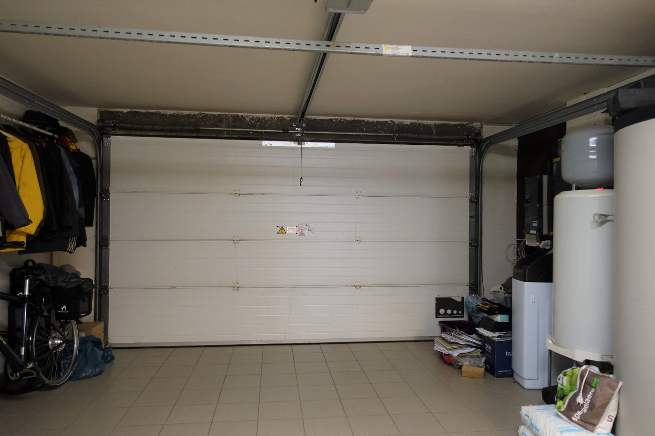 Prachtige recente villa met zwembad en prachtig aangelegde tuin 