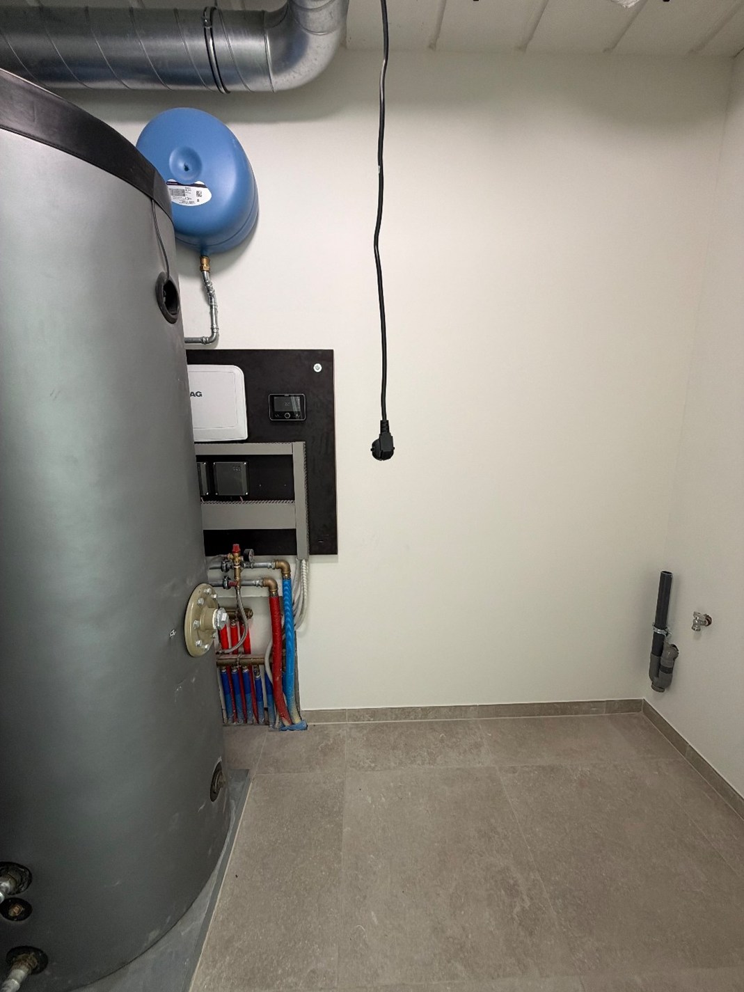 Nieuwbouw gelijkvloers appartement met 2 slaapkamers te huur in centrum Geel 