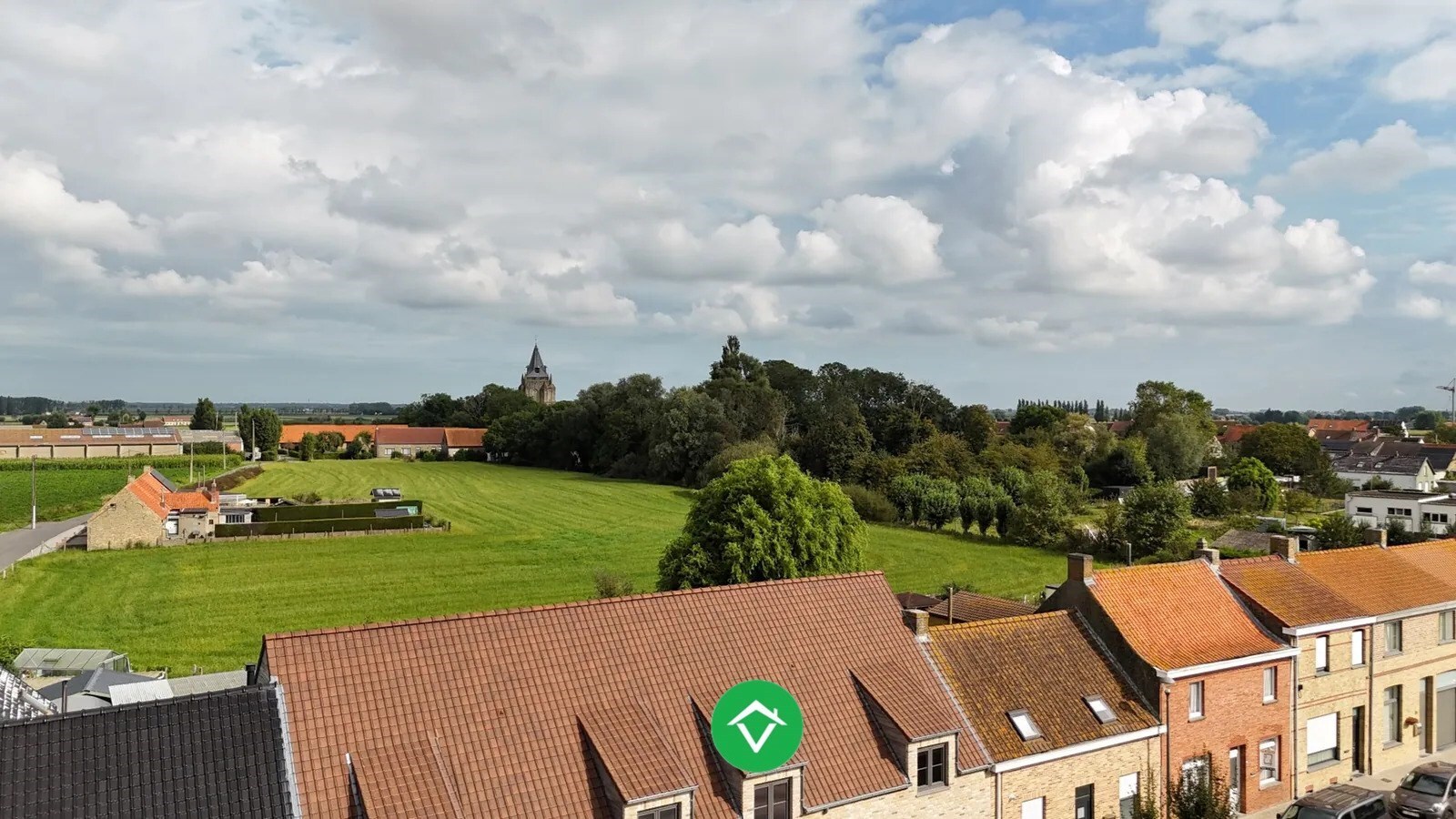 Nieuwbouwwoning met 3 slaapkamers te Houtem 