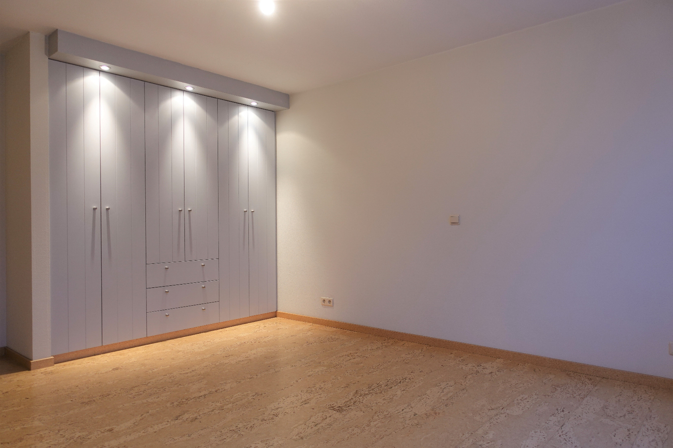 Charmante rijwoning nabij het dorp van Jabbeke 