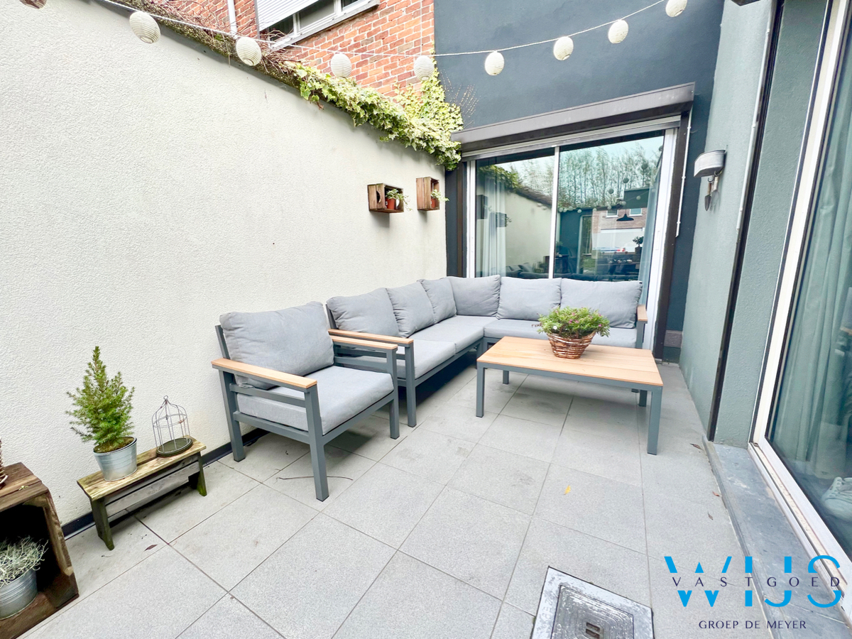 Gezellige gezinswoning op TOPlocatie in Eeklo ! 