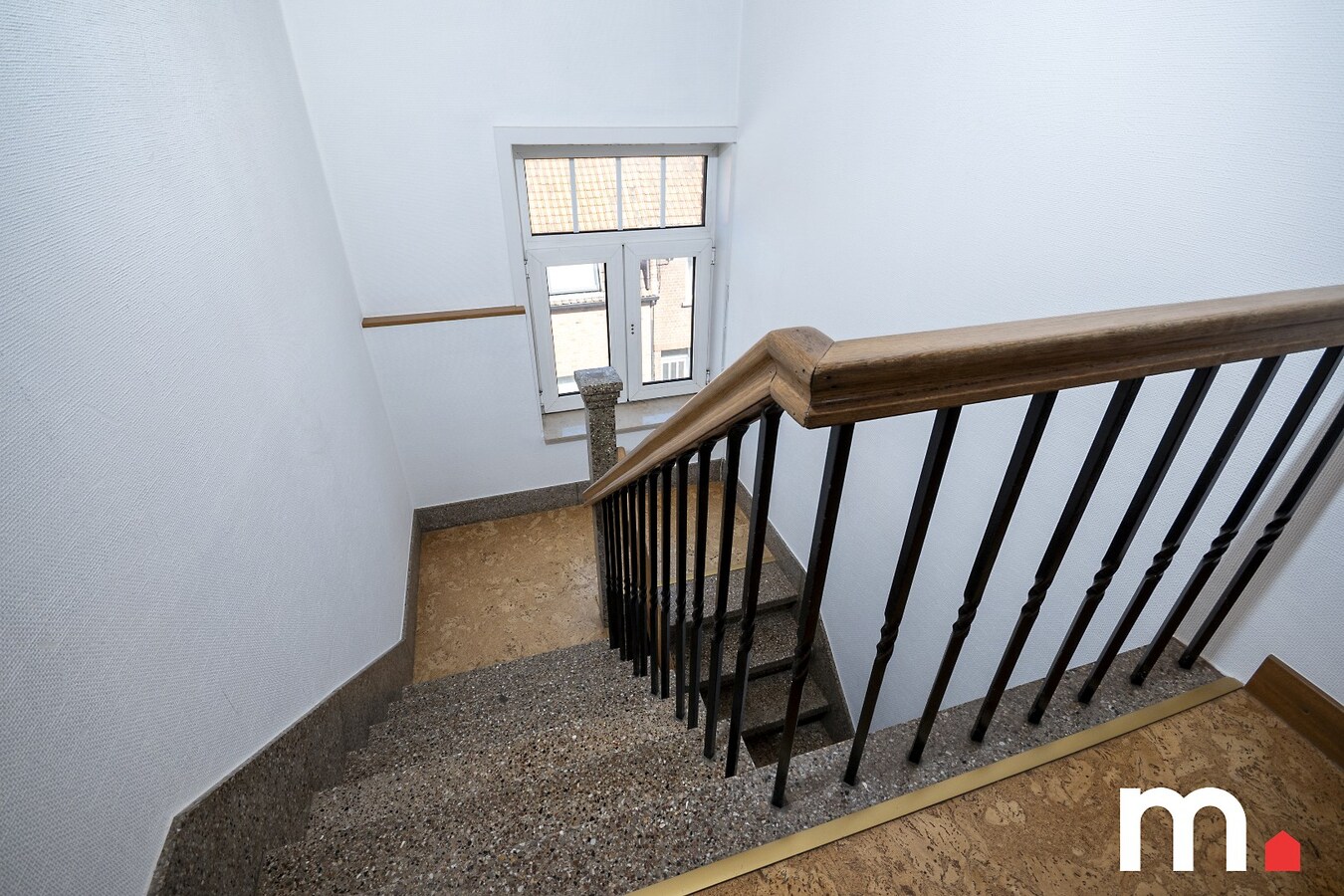 Centraal gelegen authentieke woning te koop in Heule ! 