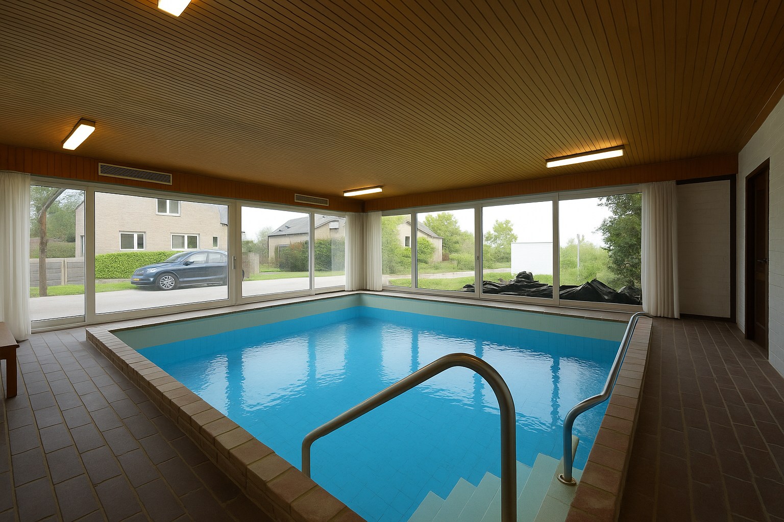 Goed gelegen polyvalent eigendom te Oostduinkerke op 749m². 