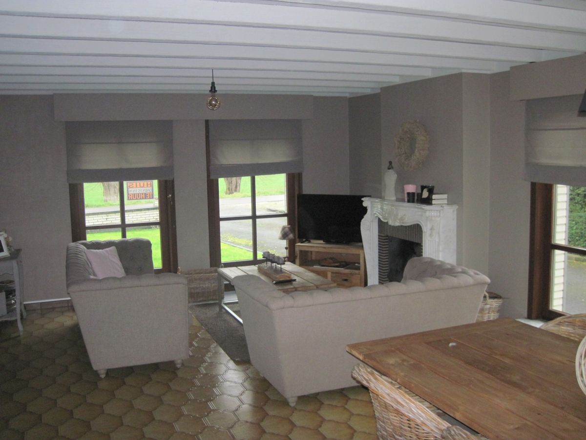 Stijlvolle en degelijke bungalow. Unieke ligging. 