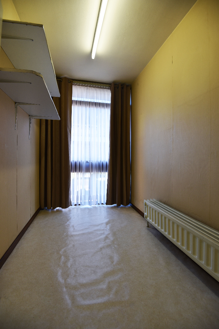 Te renoveren HoB met 3 slpks, tuin met zicht op weilanden te Adegem 