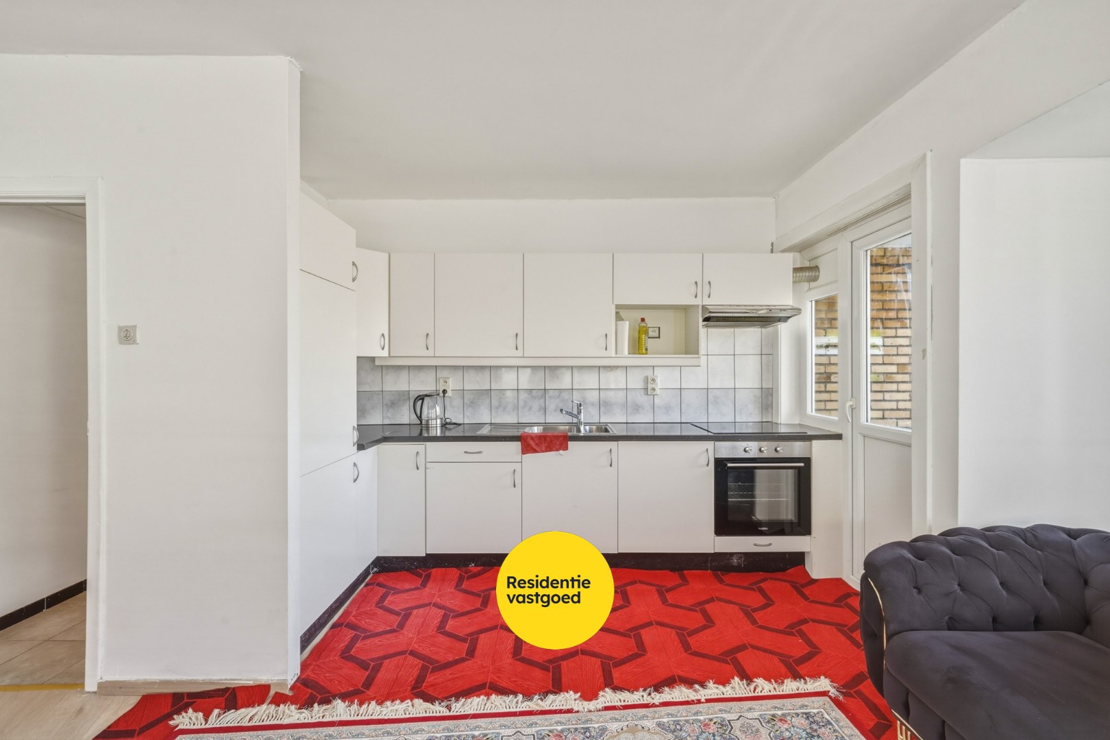 Opbrengsteigendom met 4 (vergunde) appartementen en garage te Bredene - Rendement 6,12% 